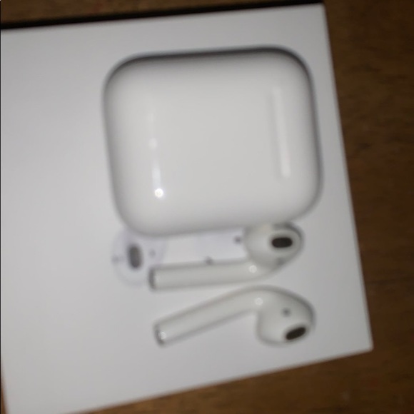Apple AirPods 1st generation